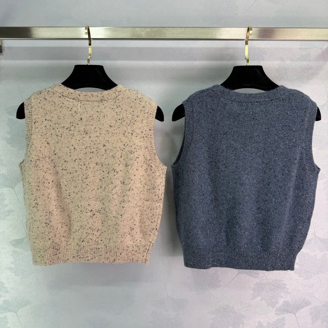 Sophisticated V-Neck Wool Knit Waistcoat