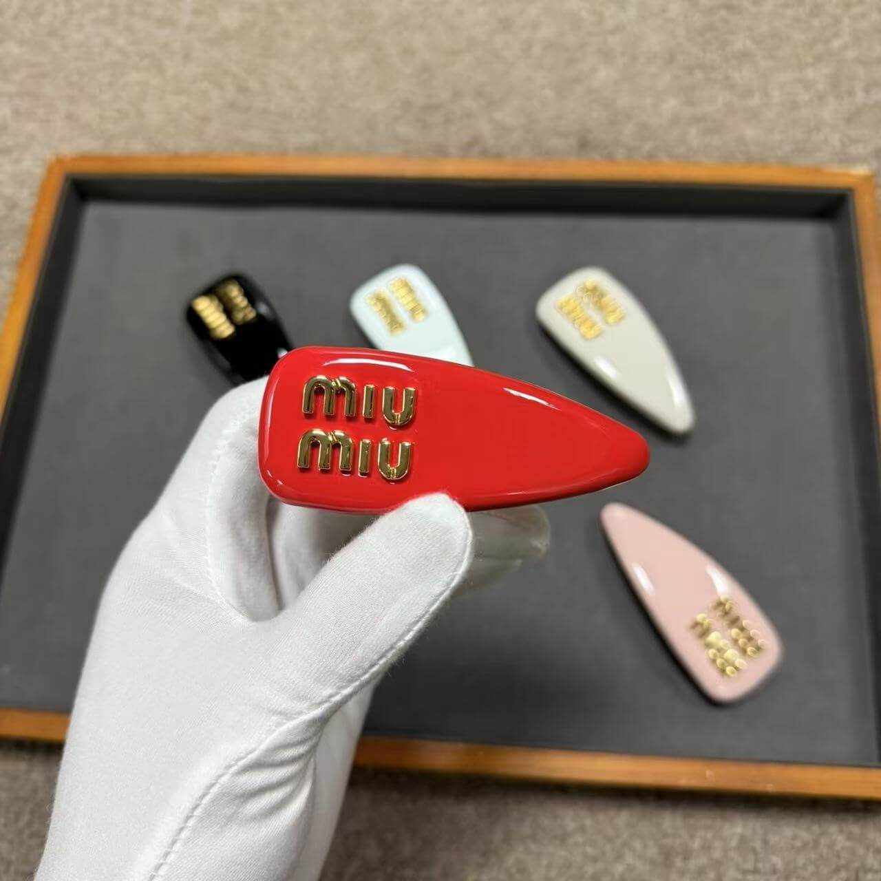Classic Bestseller Dopamine Color Hair Clips