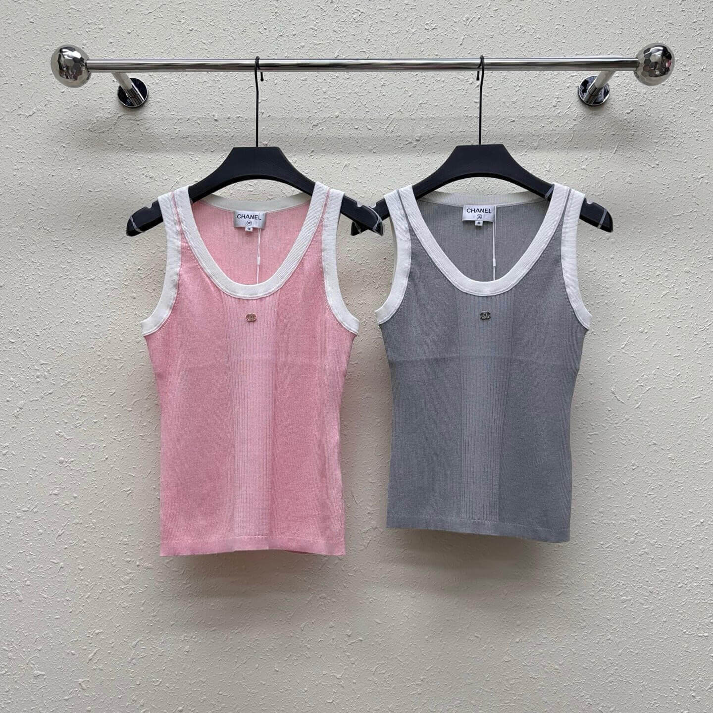 Trendy Color-Block Trim Vest