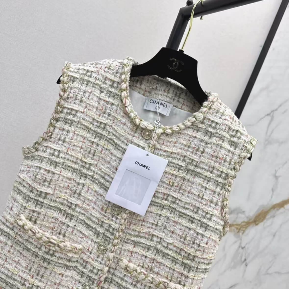 Classic Woven Pocket Vest