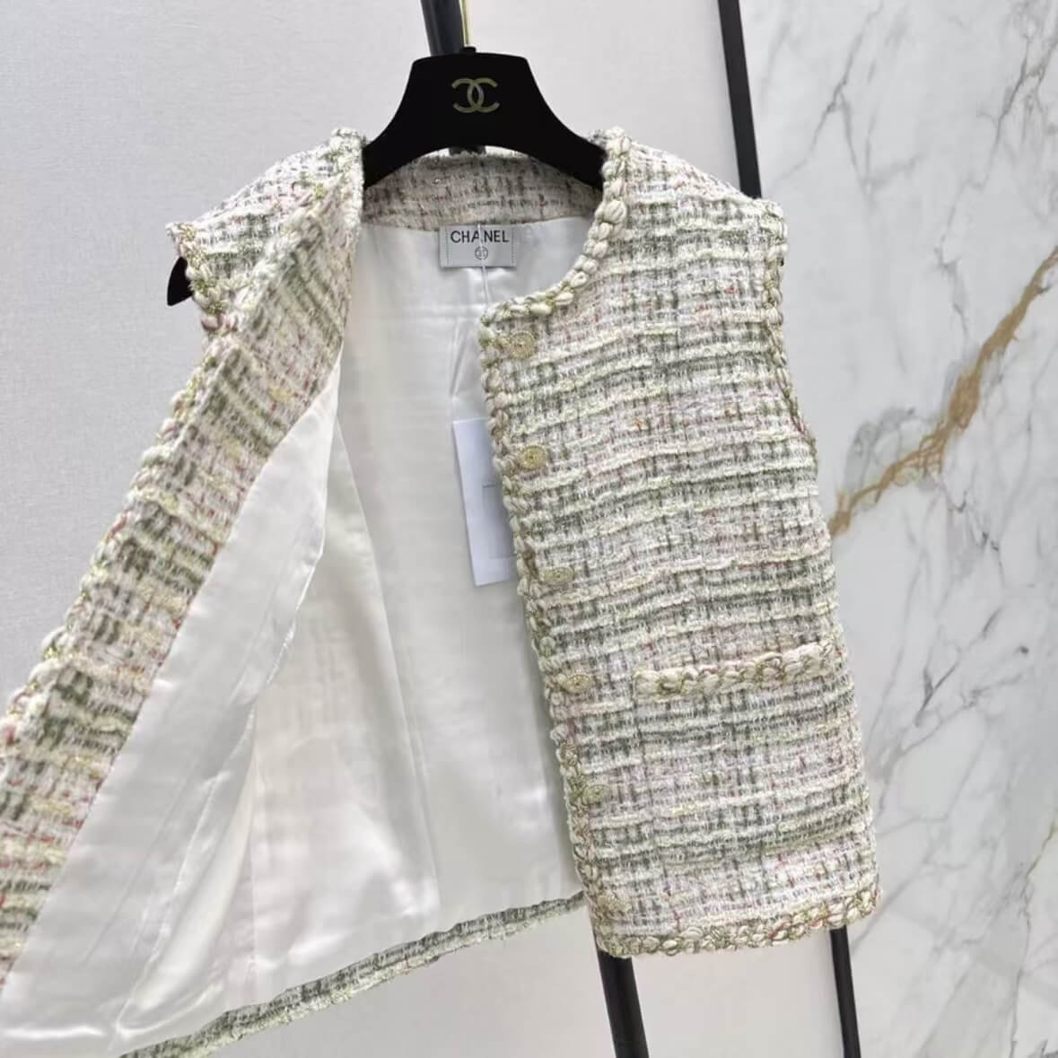 Classic Woven Pocket Vest