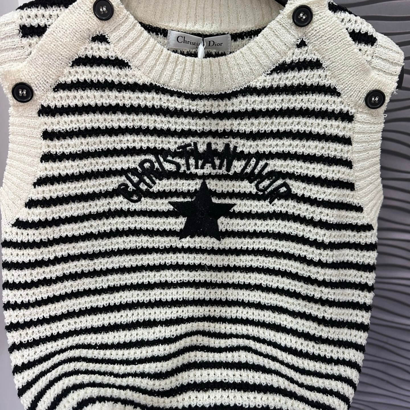 Casual Style Striped Knitted Vest