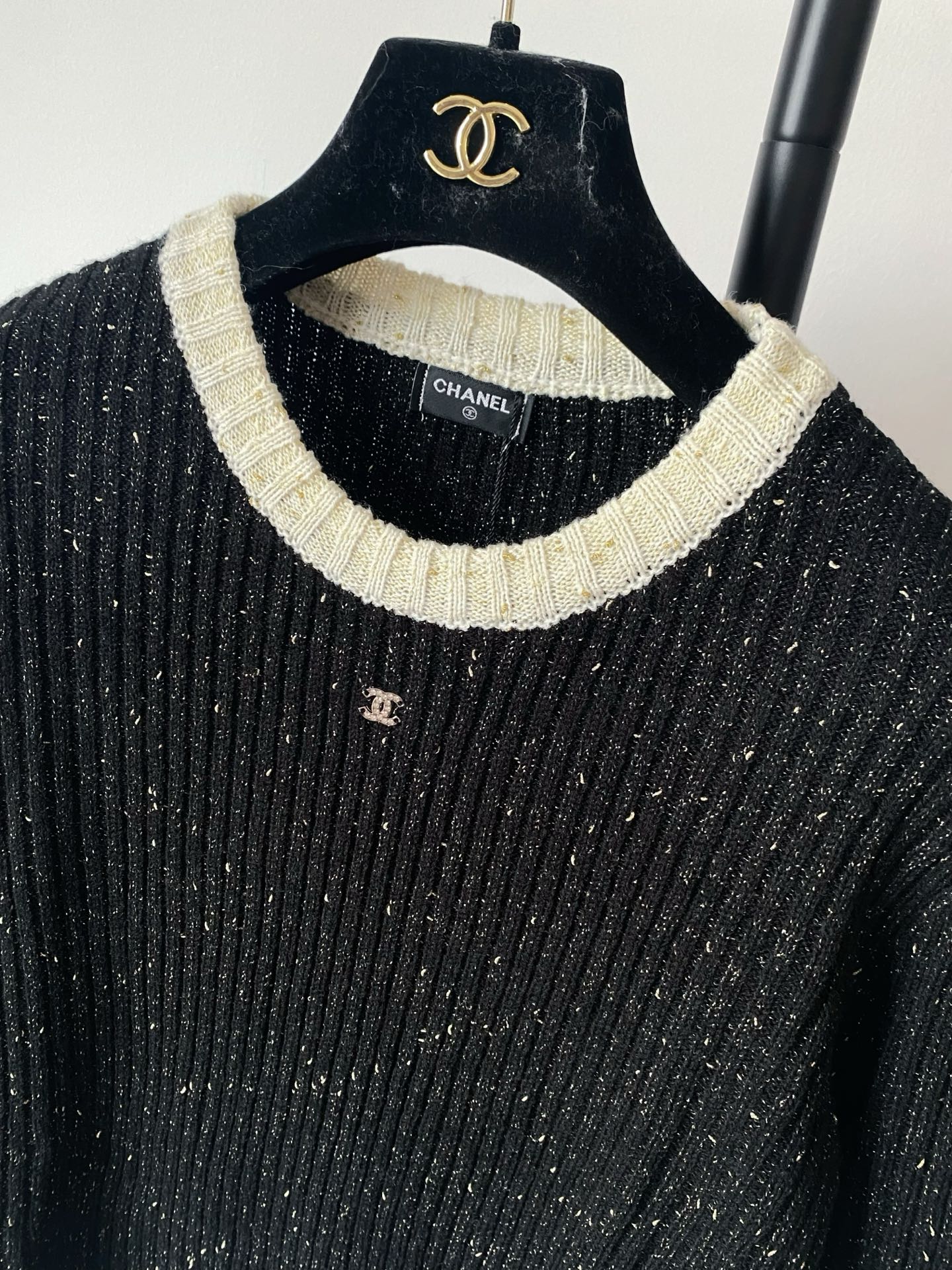 Signature Iconic Detail Knit Sweater