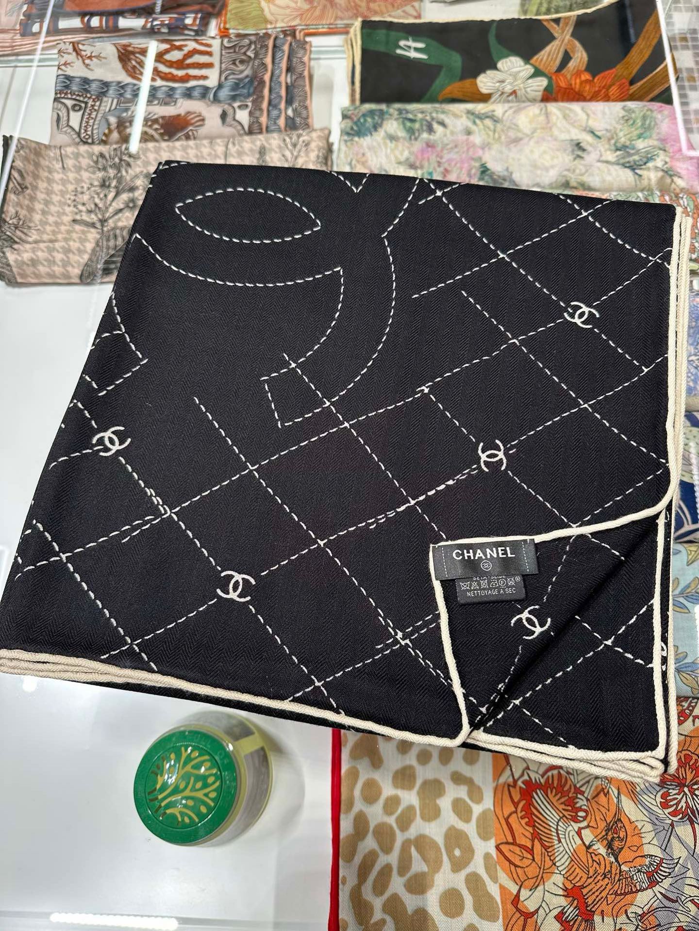High Heel Pattern Square Silky Scarf