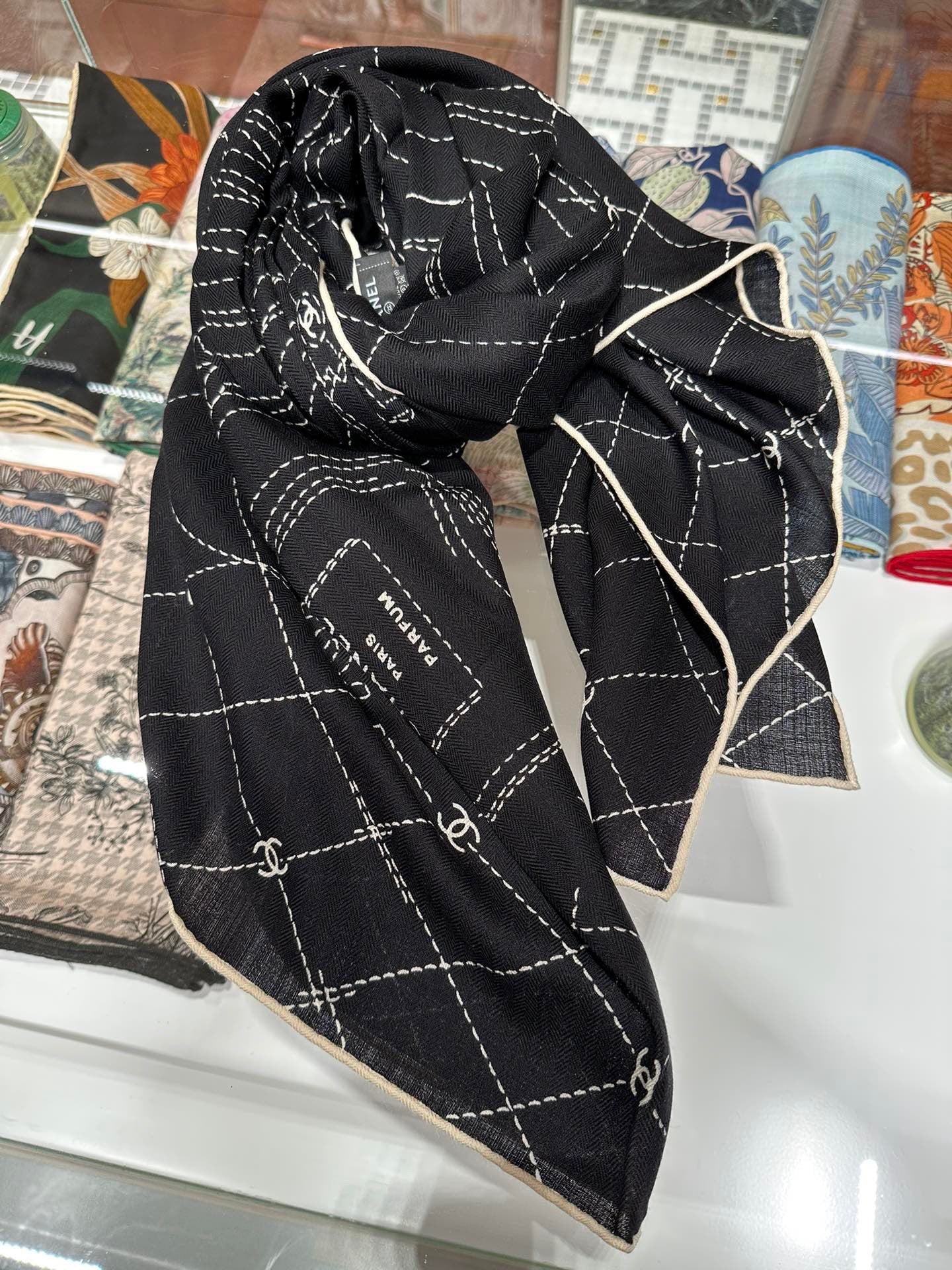 High Heel Pattern Square Silky Scarf