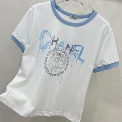 Chic Graffiti Cropped T-Shirt