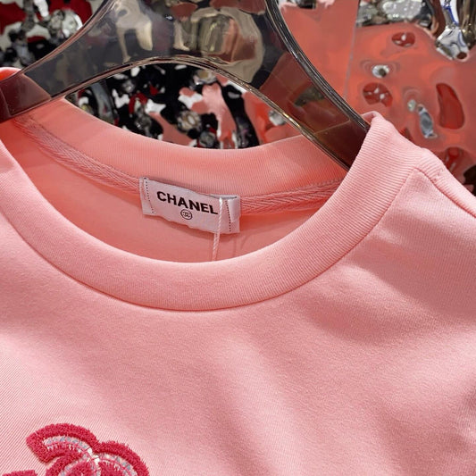 Casual Style Sequined Embroidered T-Shirt