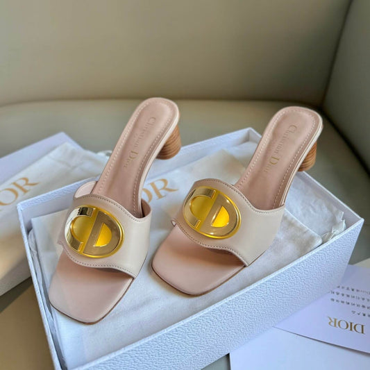 Classic Pink Round-Buckle Block Heel Sandals