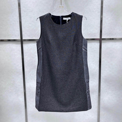 Vintage Design Two-Tone Line Dress
