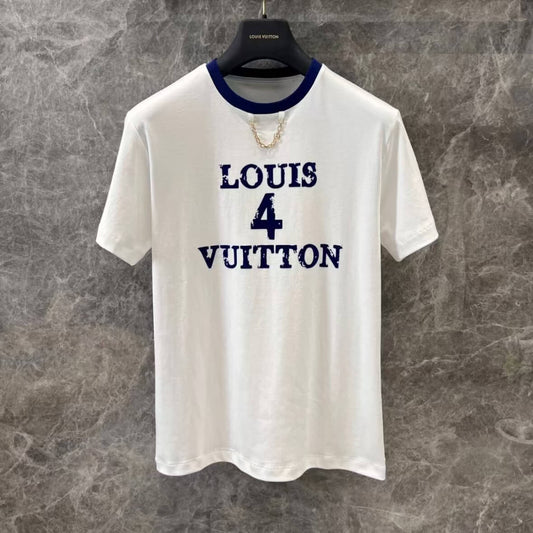 Minimalist Letter Print Chain Detail T-Shirt