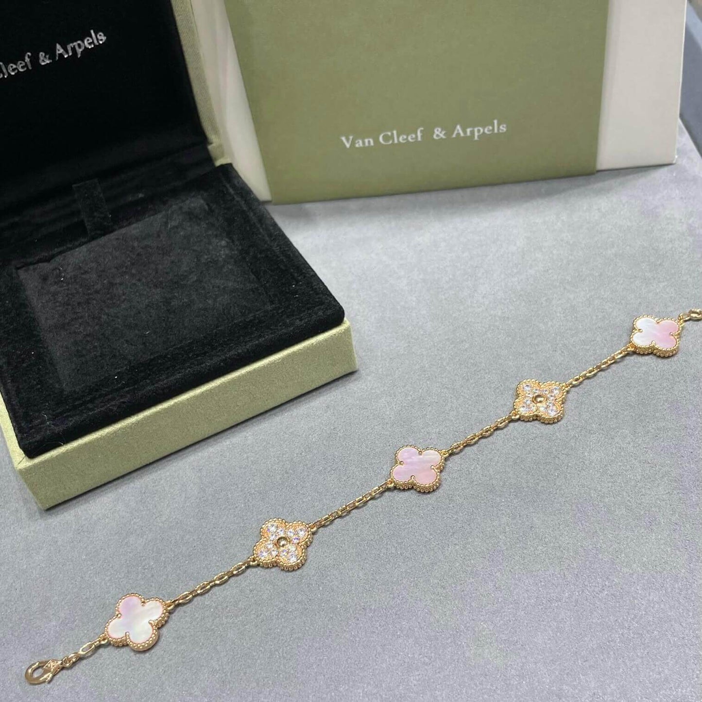 Pink Mother-of-Pearl Spaced Diamond Clover Bracelet