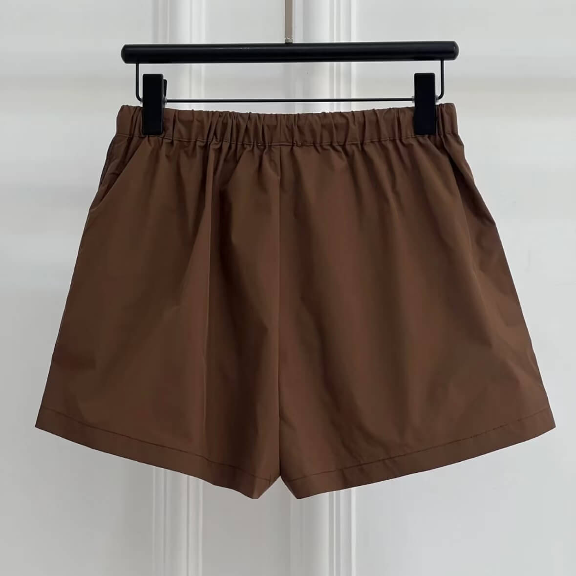 Color-Block Design Casual Zippered Pocket Shorts