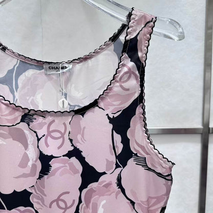 Camellia Print Lace Trim Vest