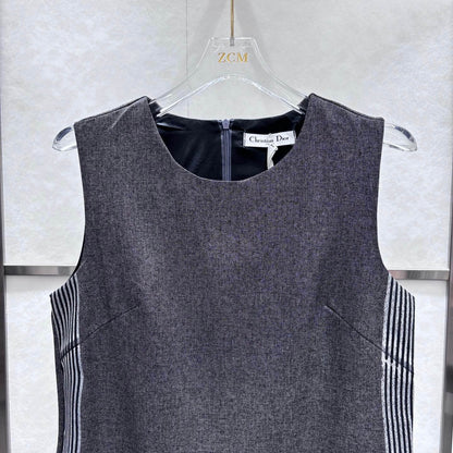 Vintage Design Two-Tone Line Dress