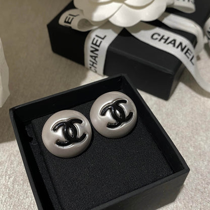 Letter-Embossed Pearl Stud Earrings
