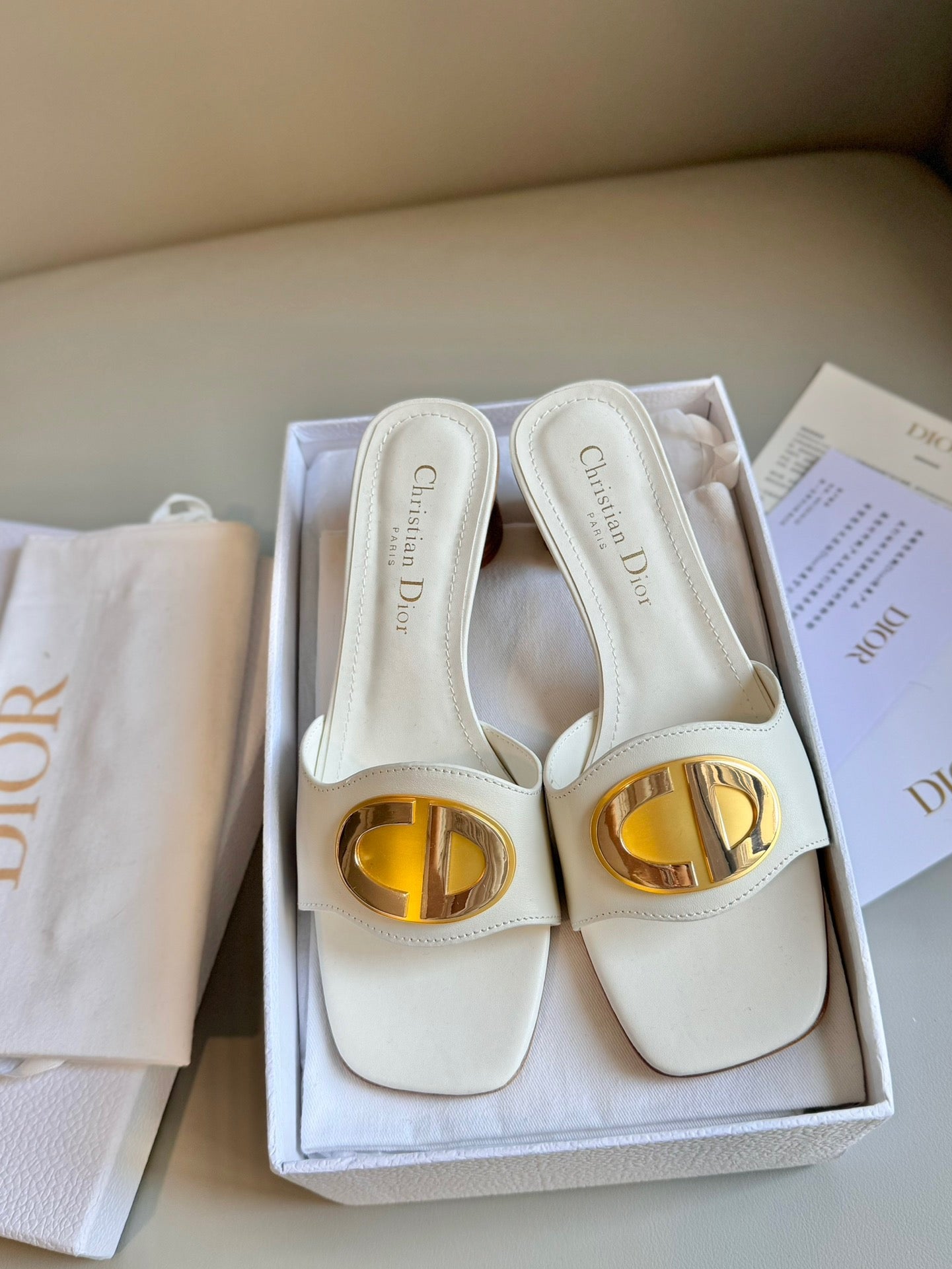 Classic Round-Buckle Block Heel Sandals
