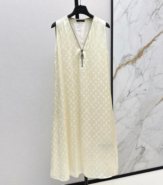 Retro-Chic V-Neck Zip Sleeveless Dress