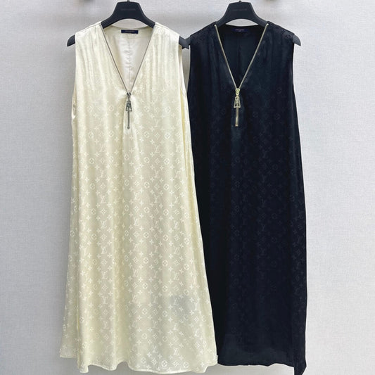 Retro-Chic V-Neck Zip Sleeveless Dress