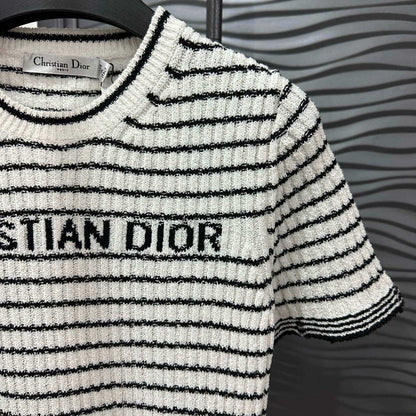 Striped Round-Neck Small Distressed Short Sleeve