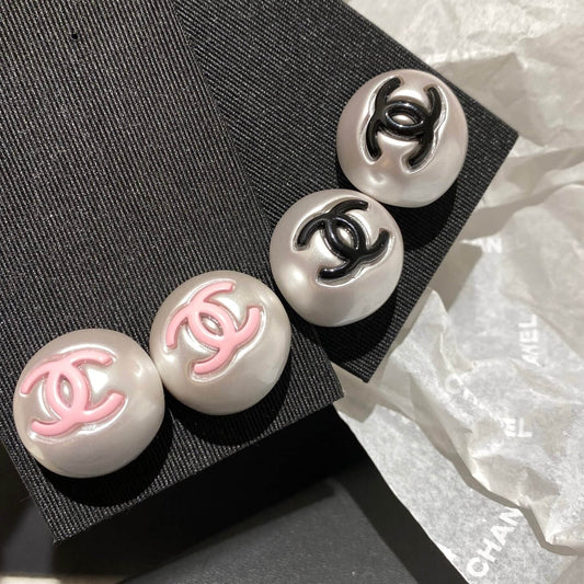 Letter-Embossed Pearl Stud Earrings