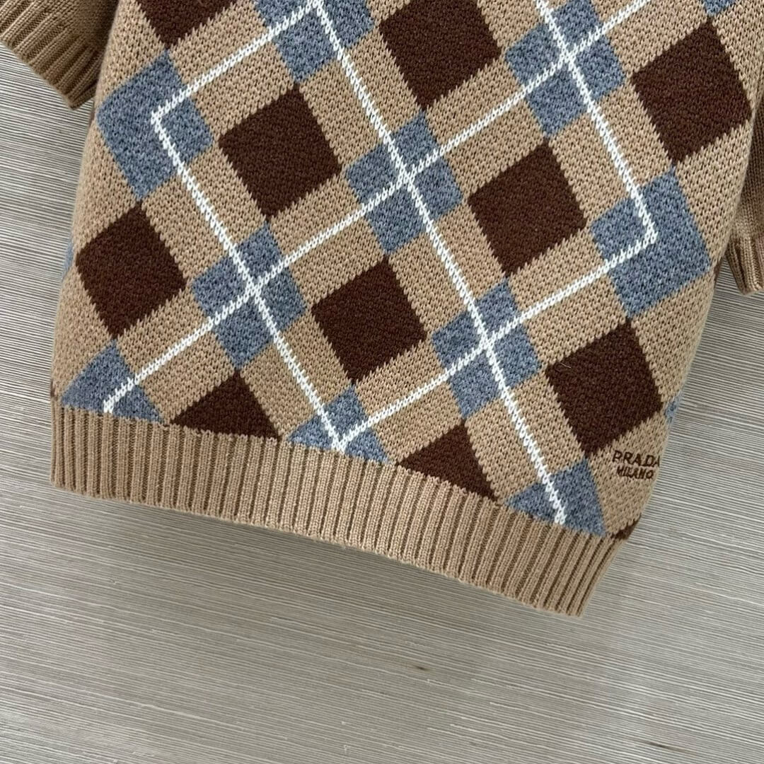Classic Diamond Quilt Color-block Knit Short Sleeve