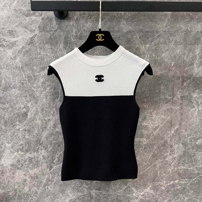 Patchwork Semi-High Neck Knit Vest