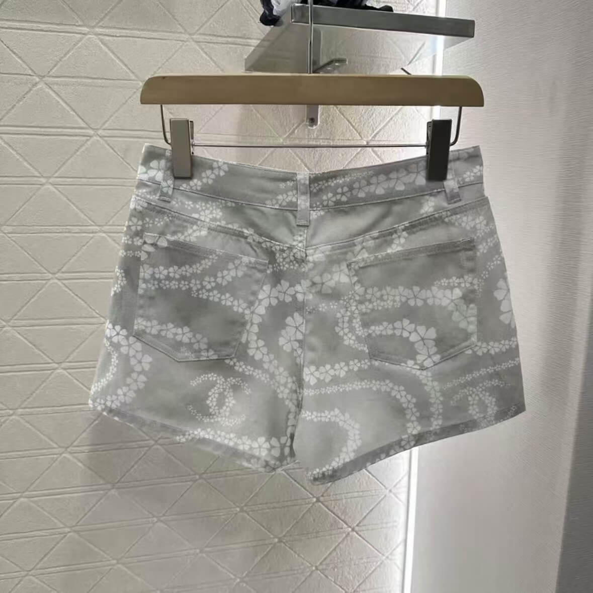 Seaside Vacation Style Elastic-Waist Pocket Shorts