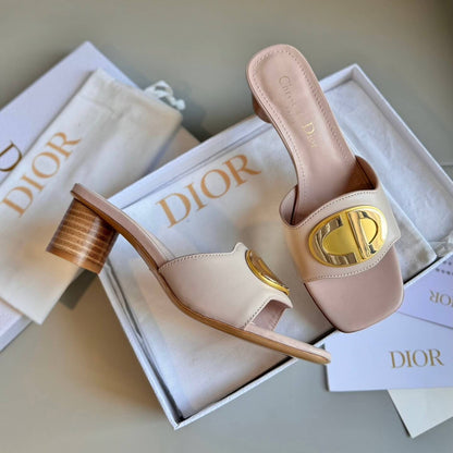 Classic Pink Round-Buckle Block Heel Sandals