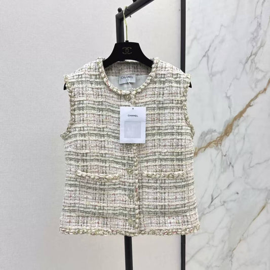 Classic Woven Pocket Vest