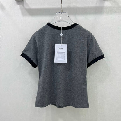 Chic Graffiti Cropped T-Shirt