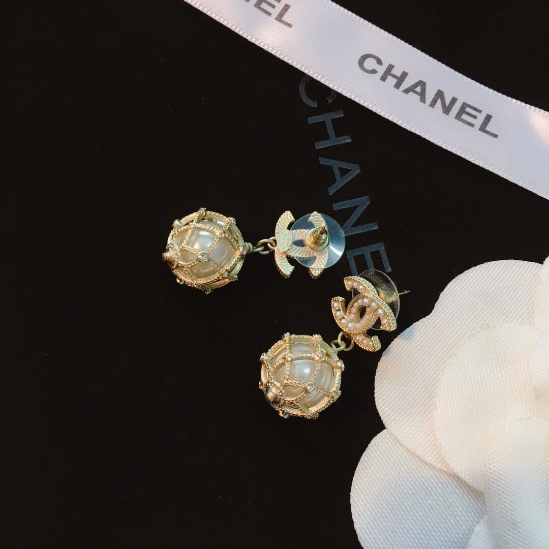 Elegant Beaded Drop Earrings