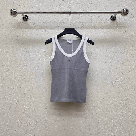 Trendy Color-Block Trim Vest