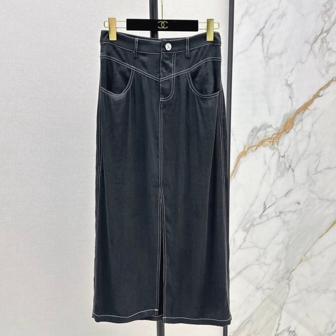 Trendy Slit Skirt with Effortless Drapery