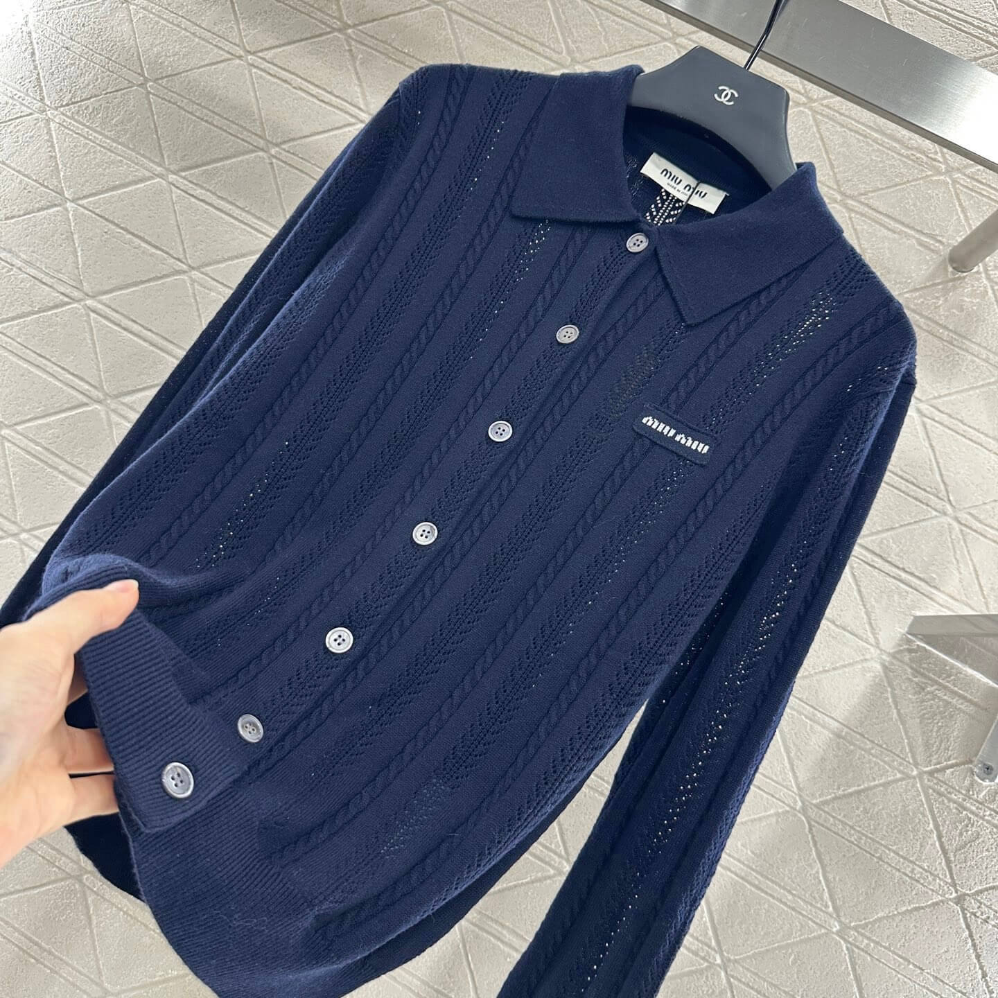 Minimalist Lapel-Design Openwork Knit Cardigan