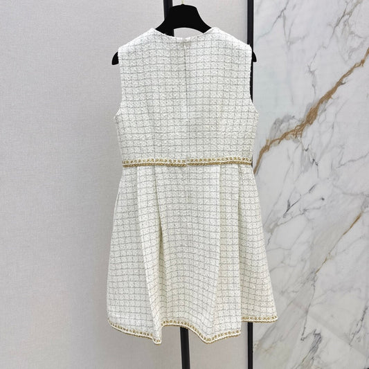 Classic Elegant Cropped Knit Dress