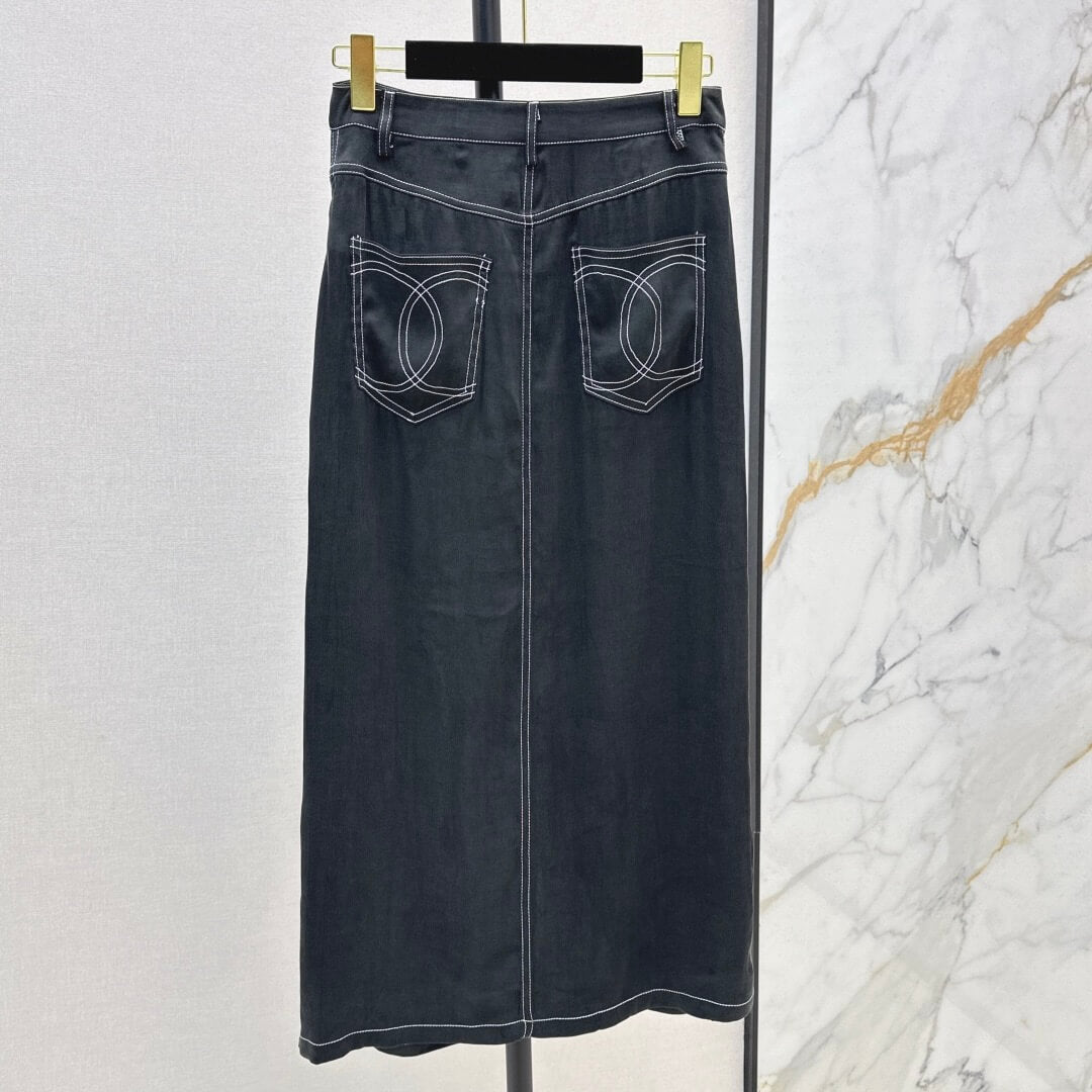 Trendy Slit Skirt with Effortless Drapery