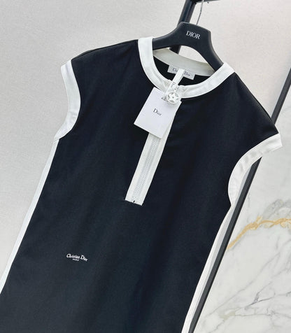 Contrast-Trim Sleeveless Sheath Dress