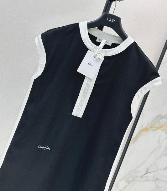 Contrast-Trim Sleeveless Sheath Dress