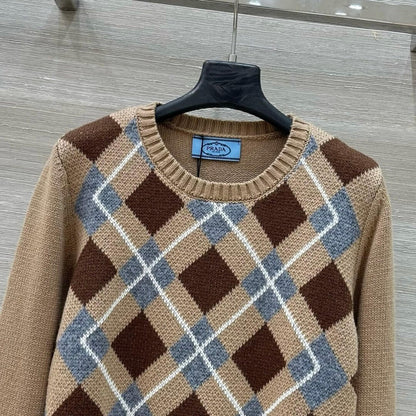 Classic Diamond Quilt Color-block Knit Long Sleeve