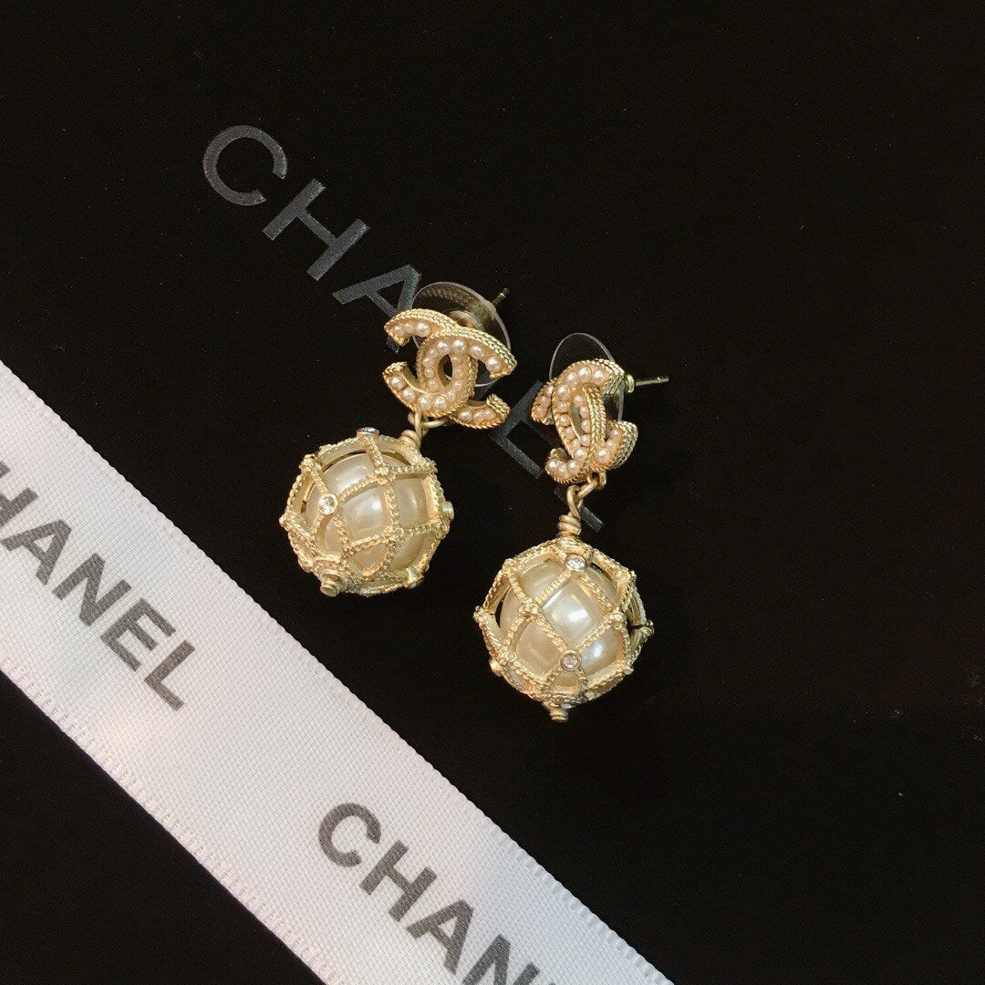 Elegant Beaded Drop Earrings