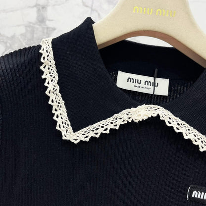 Sweet Color-Block Peter Pan Collar Knit Top