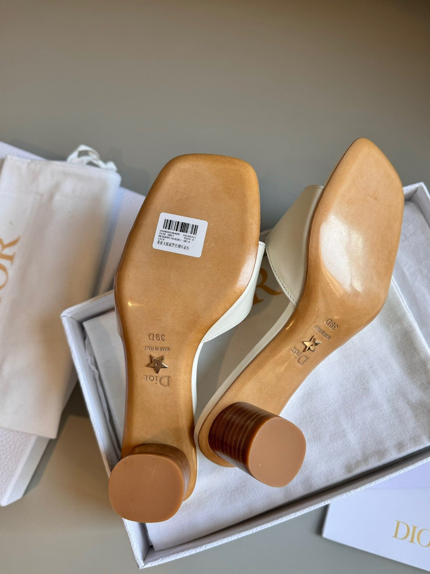 Classic Round-Buckle Block Heel Sandals