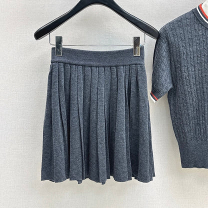 Versatile Preppy Set: Cropped Knit Top + Pleated Skirt