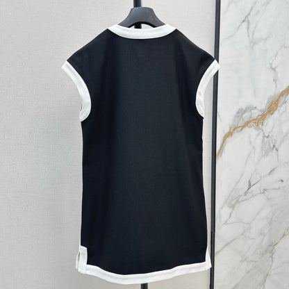 Contrast-Trim Sleeveless Sheath Dress