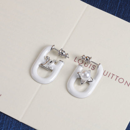 Chic Asymmetric Stud Earrings