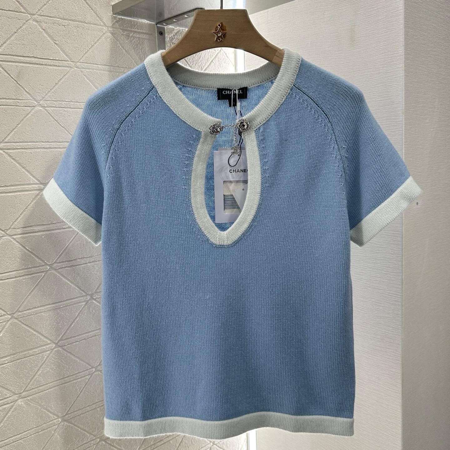 Camelia-Encrusted Cutout Knit Tee