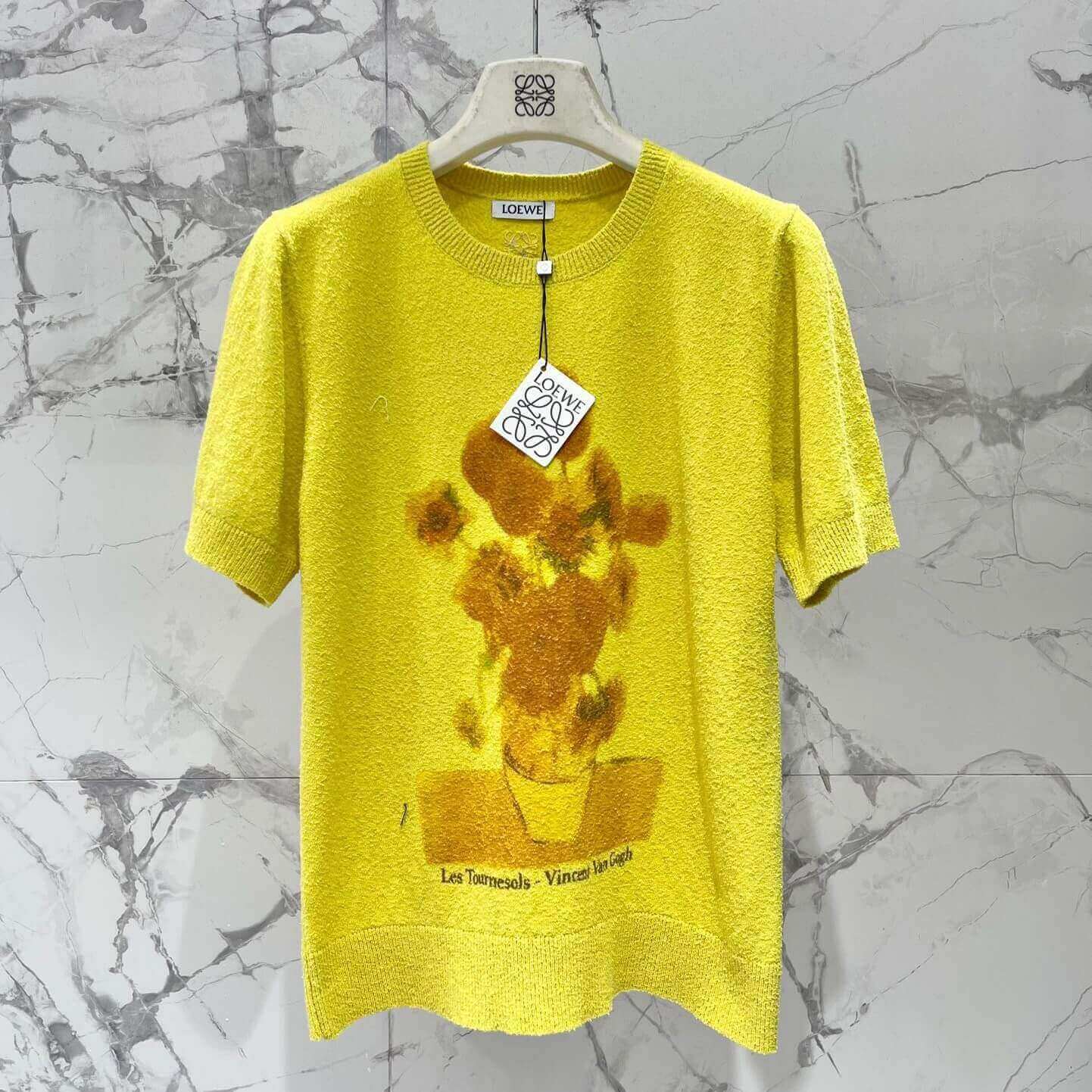 Artistic Print Fuzzy-Texture Short Sleeve