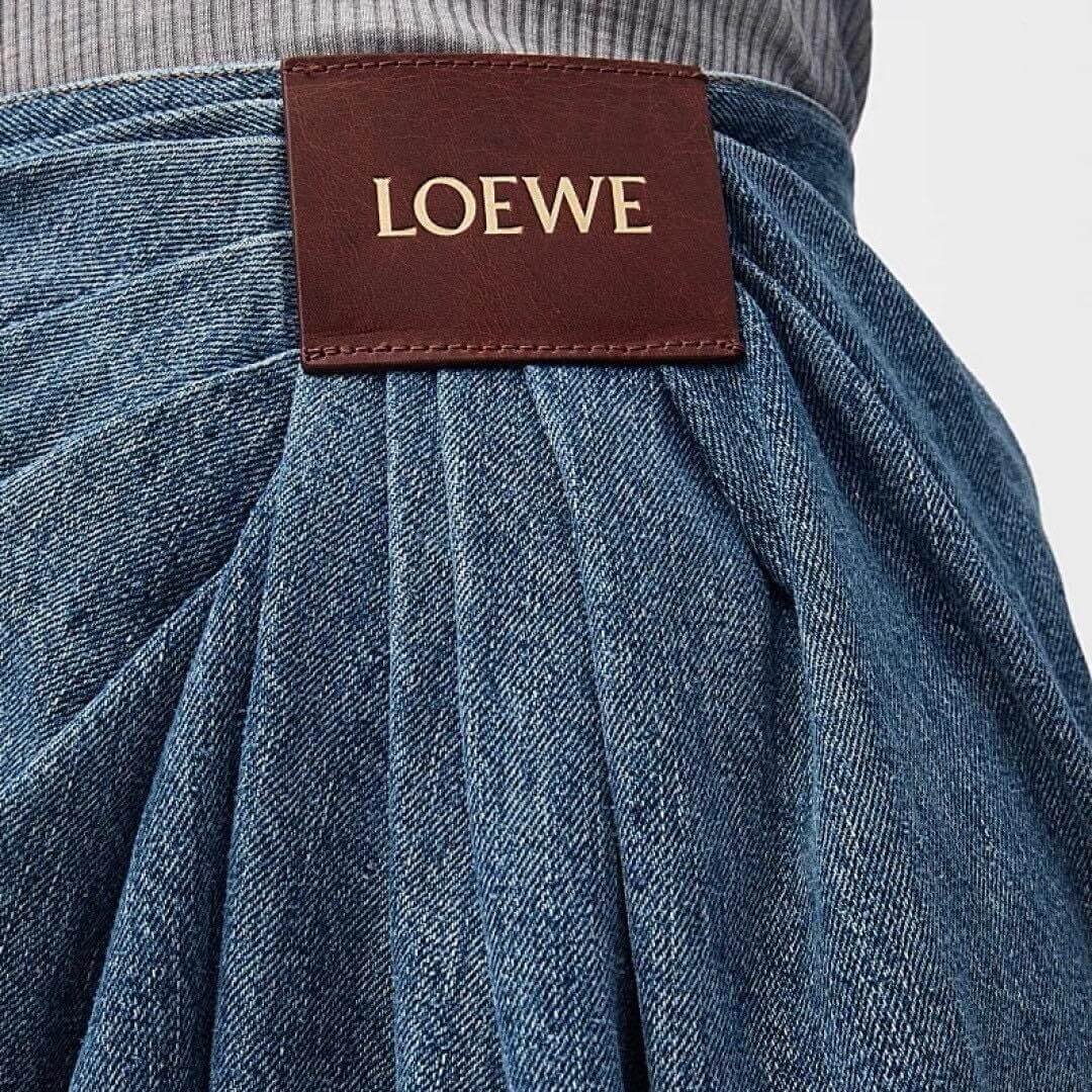 Leather Label Pleated Denim Pants