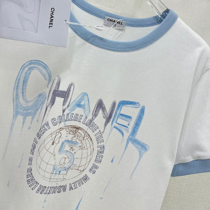 Chic Graffiti Cropped T-Shirt
