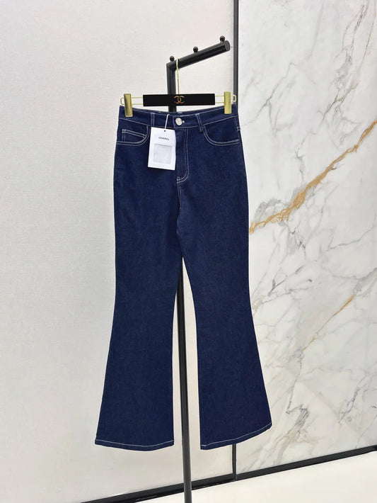 Signature Pocket Stitch Flared Jeans